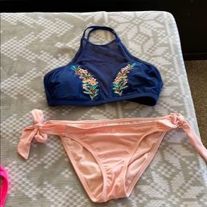 Navy blue top/pink bottoms bikini